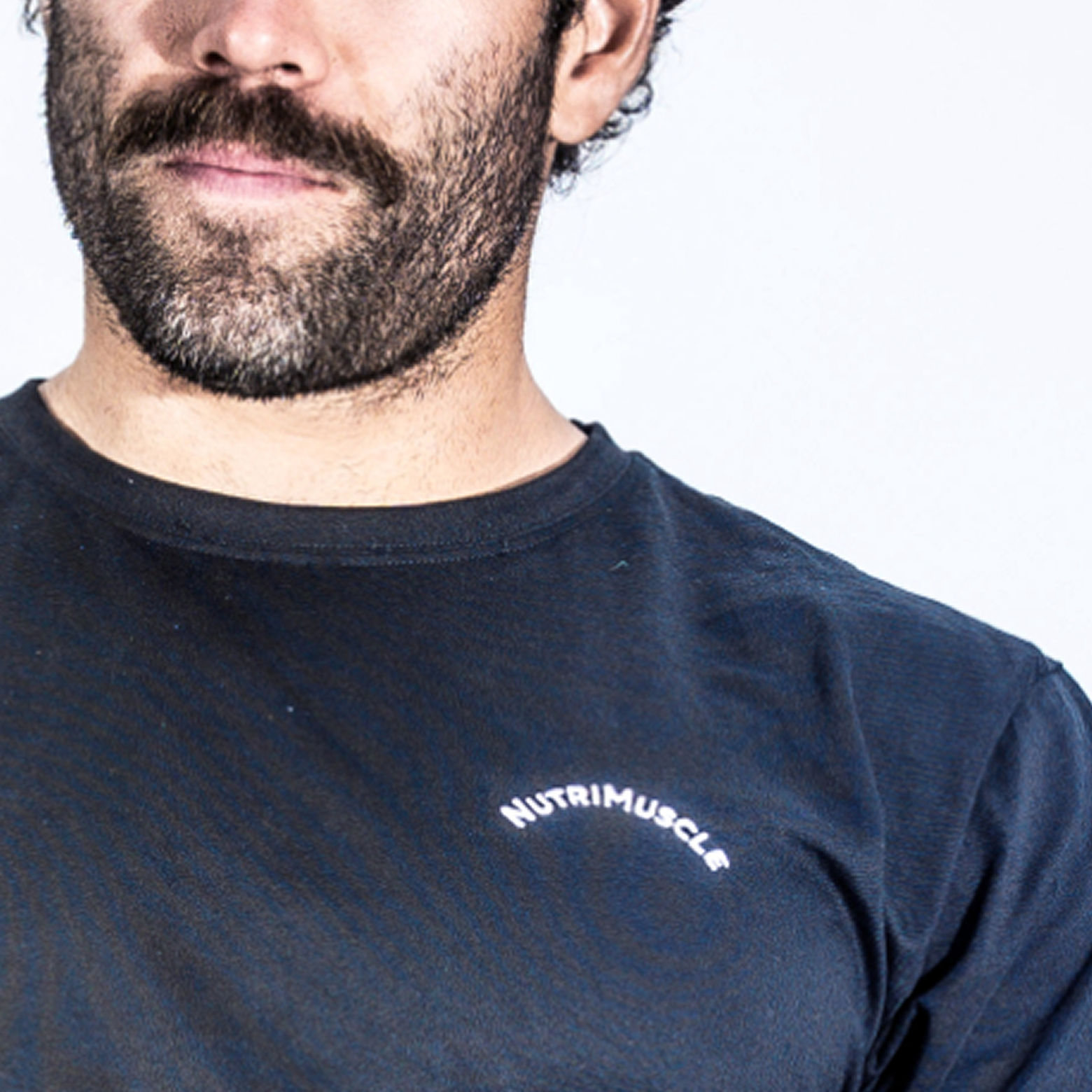 Camiseta negra nutrimuscle